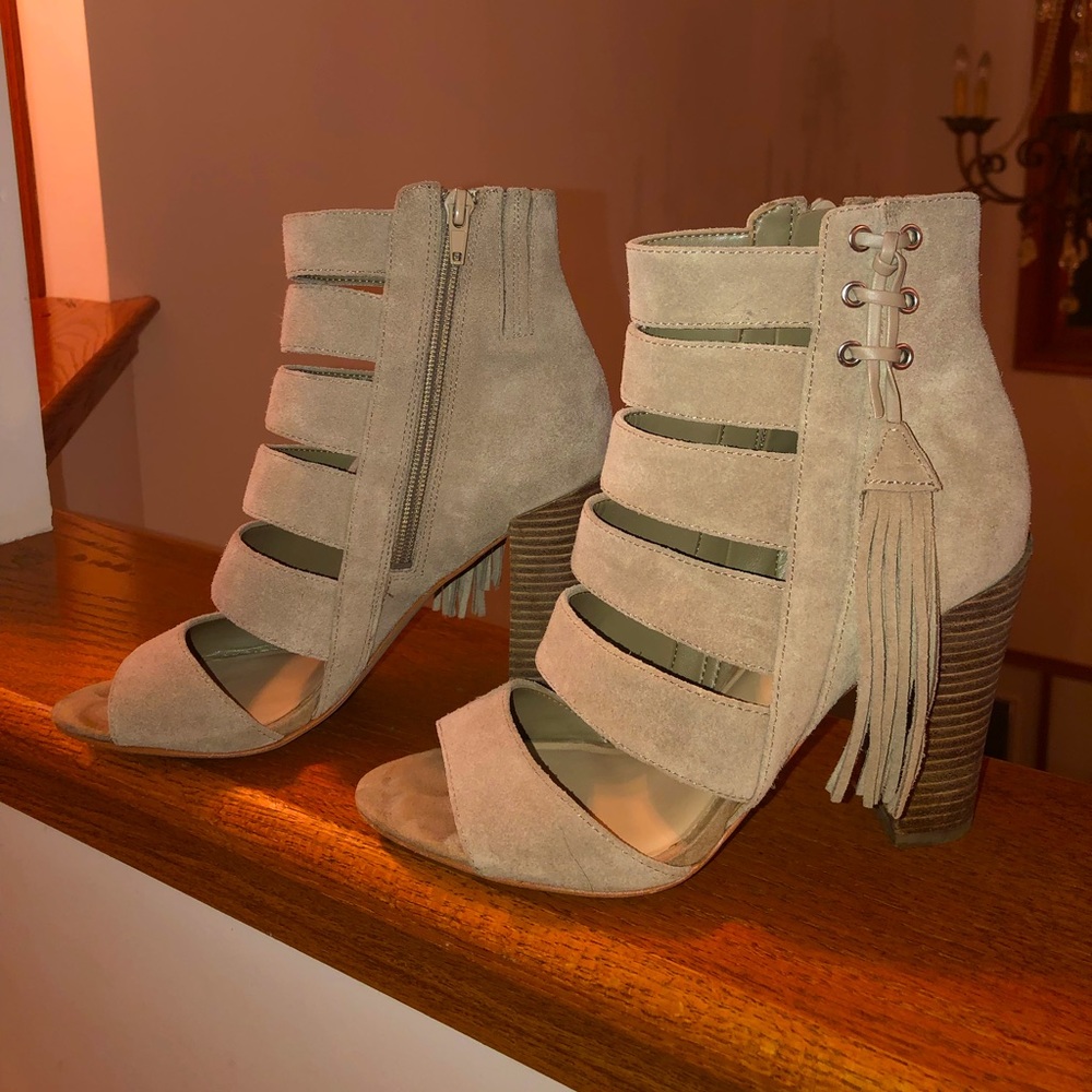 Guess heels